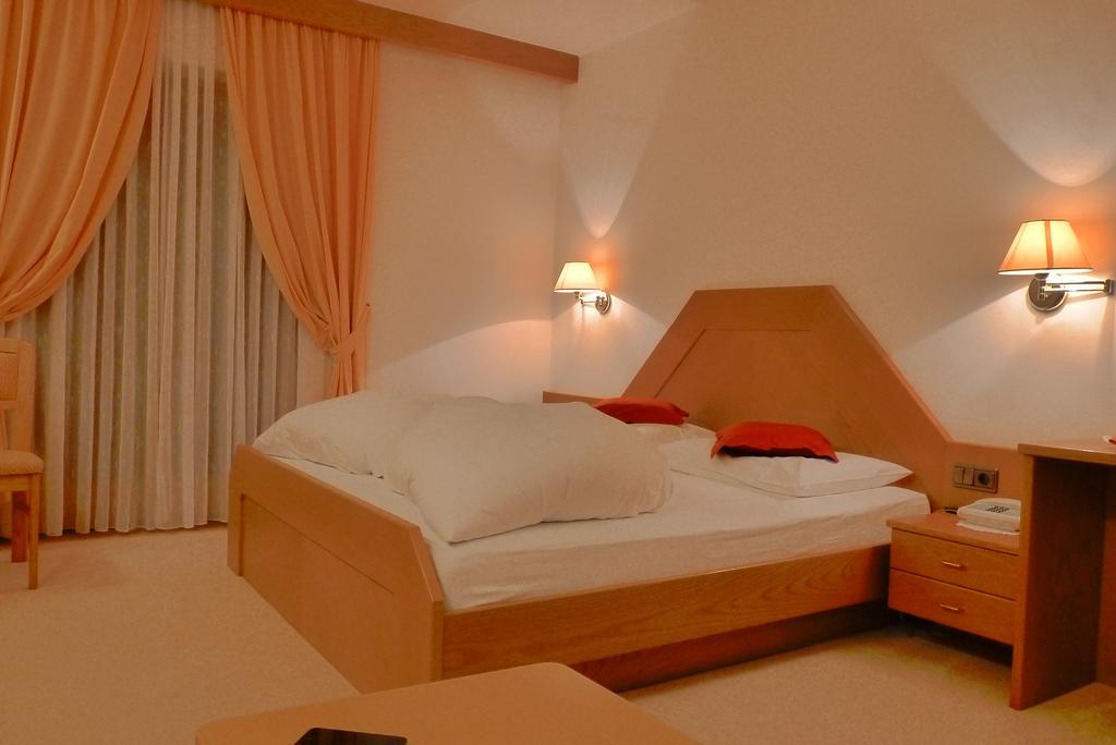B&B Hotel Mair Am Turm Tirolo Eksteriør billede